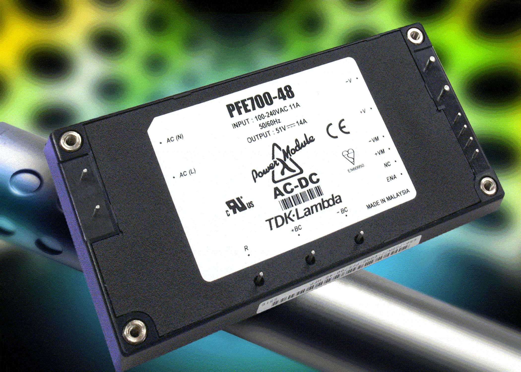 PFE 700-watt AC-DC Power Module